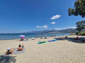 Charmant logement avec piscine à 300 m de la plage